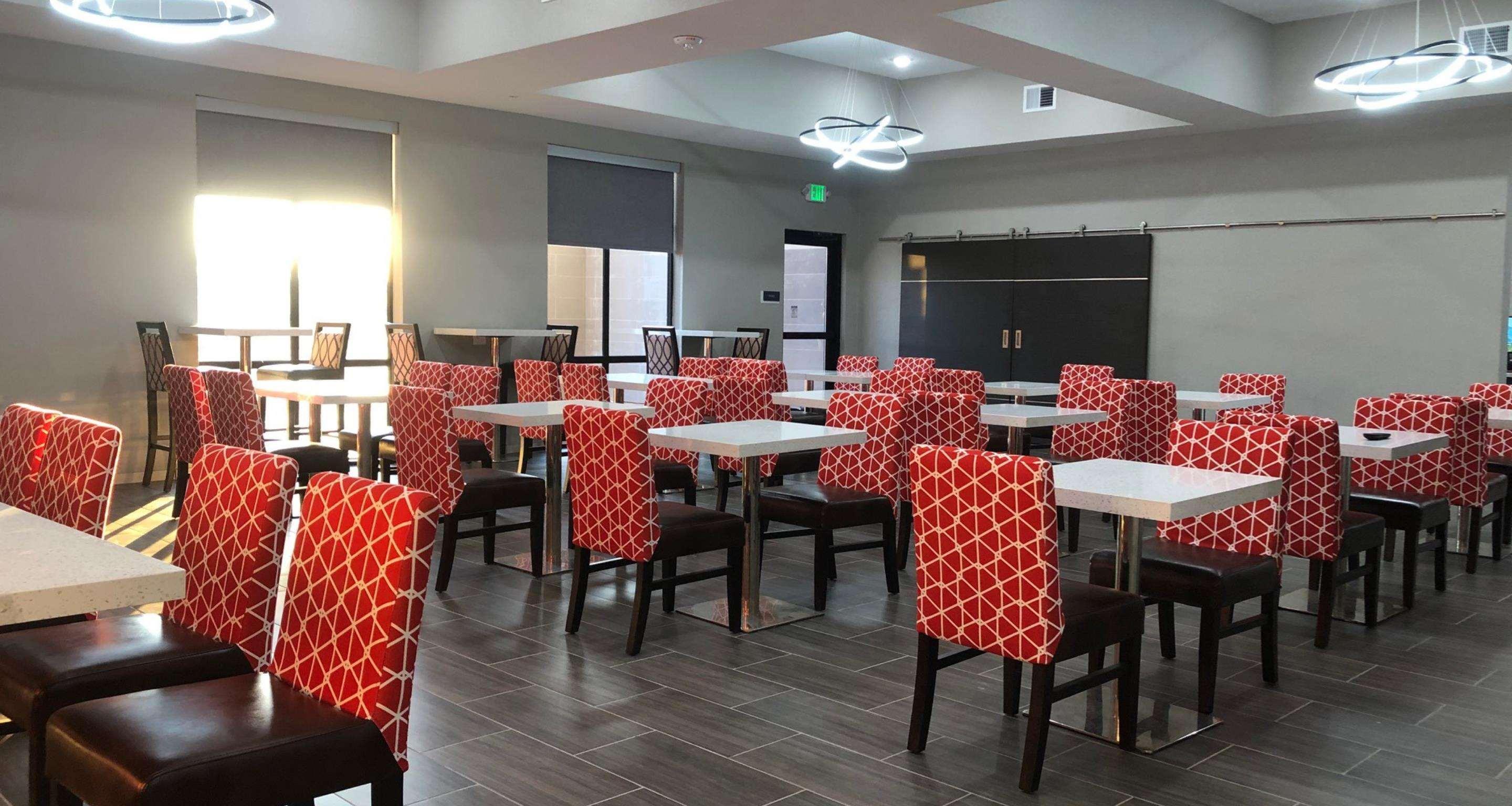 La Quinta Inn & Suites By Wyndham Coralville Iowa City Zewnętrze zdjęcie
